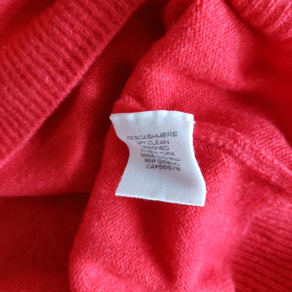 INTERMIX Bold Red Crew Neck Cashmere Sweater NWOT - Picture 4 of 4